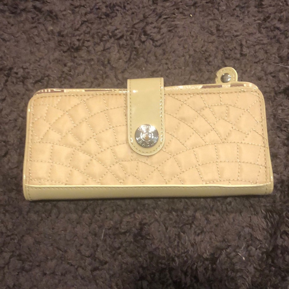 Vera Bradley wallet